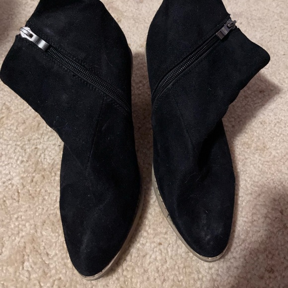 Black pointed heeled booties - Picture 2 of 2